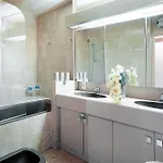 Gray 3a2 Apartment