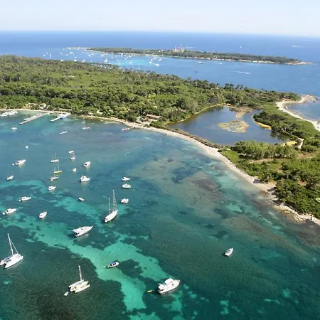 Apartament Gray 3a2 *